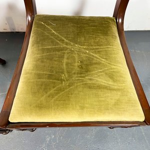 Par de Sillas Estilo Regency en Caoba con Tapizado Verde - imagen 3
