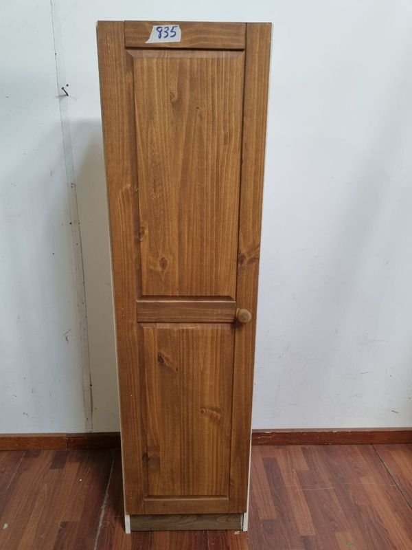 Lote anterior: Placard Una Puerta en Madera con Diseño Antiguo