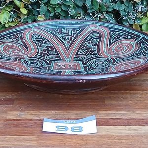 Fuente Decorativa de Cerámica con Diseño Abstracto - imagen 3