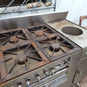 Cocina Industrial de Acero Inoxidable con 4 Hornallas, Horno y Plancha - imagen 8