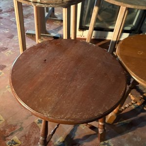 Juego de 4 Mesas Ratona Redondas de Madera para Restaurar - imagen 4
