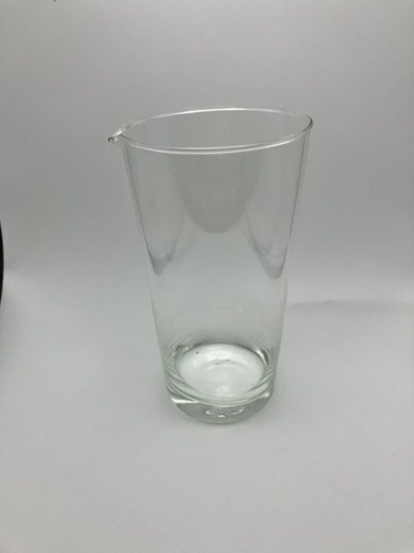 Gran vaso mezclador de vidrio con pico vertedor