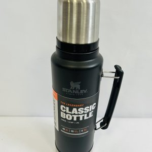 Termo Stanley Classic Bottle Negro 1.4 Litros - imagen 3