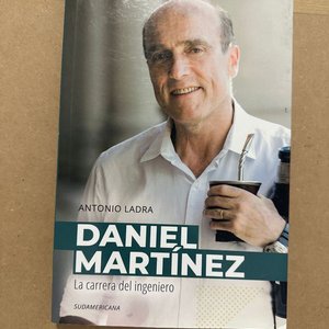 Lote anterior: Libro "Daniel Martínez: La Carrera del Ingeniero" por Antonio Ladra