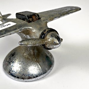 Encendedor de Mesa Antiguo Avión Metálico - imagen 3