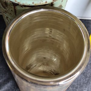 Tarro Antiguo Metálico con Tapa de Corcho y Asa - imagen 2