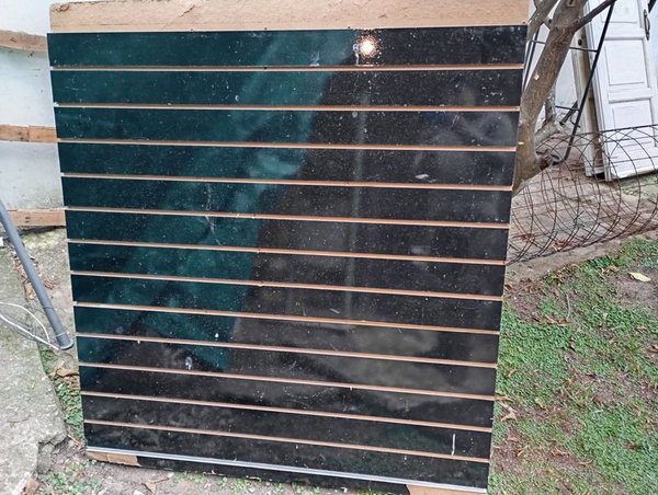 Exhibidores en madera para decoración