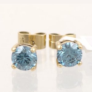 Lote anterior: Par de Arracadas de Oro 18k con Brillantes Azules 1.3Ct