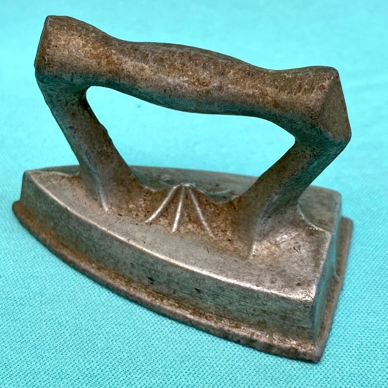 Miniatura de hierro para viaje, antigua - imagen 2