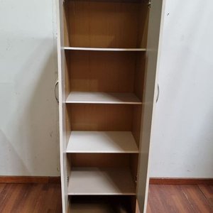Mueble de Almacenamiento Blanco con Puertas y Estantes - imagen 3