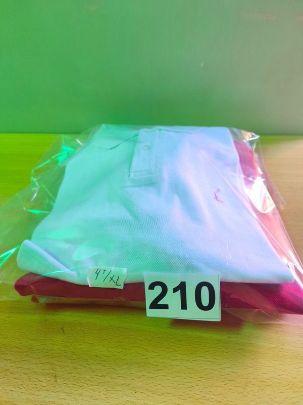 Remeras de Talla XL en Excelente Condición - imagen 2
