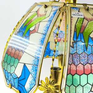 Lámpara de Mesa Metálica con Pantalla de Vidrio Floral y Tres Luces - imagen 3