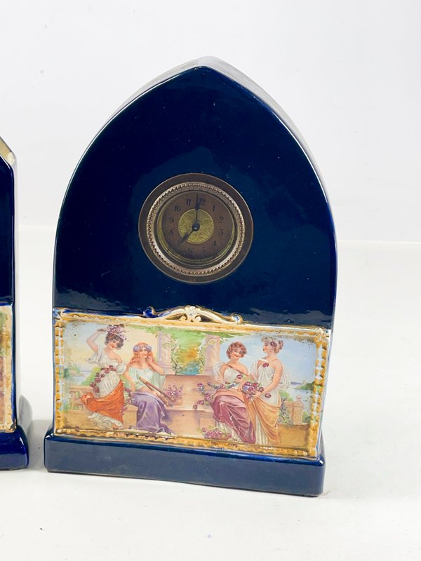 Dos piezas en cerámica azul con reloj y florero - imagen 2