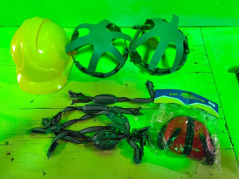 Lote anterior: Casco y repuestos para protección de vehículos