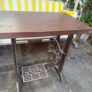 Mesa Singer de Madera y Hierro Estilo Industrial - imagen 5