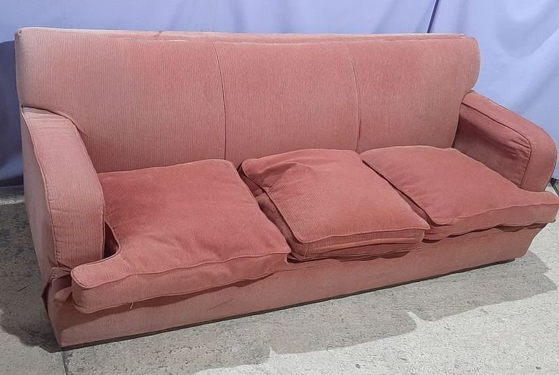 Lote anterior: Sillon de 3 cuerpos tapizado pana naranja