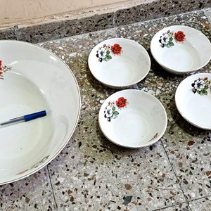 Juego de Loza Uruguaya: Bowl Grande y 6 Compoteras con Flores - imagen 3