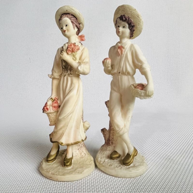 Figuras de porcelana pintadas a mano, pareja - imagen 3