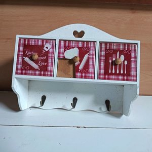 Organizador de Cocina Decorativo con Cajones y Ganchos - imagen 3
