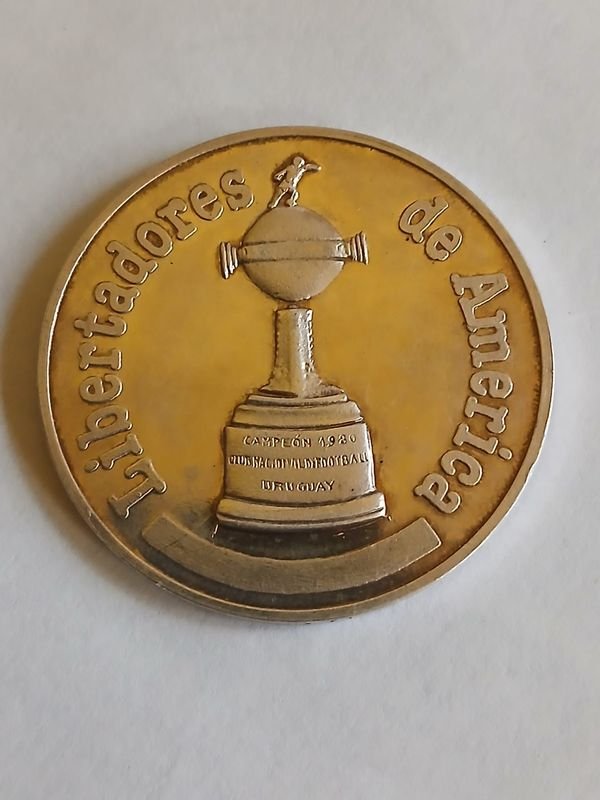 Medalla Conmemorativa "Campeón Libertadores de América 1980" Club Nacional de Football