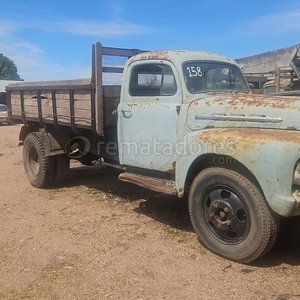 Lote siguiente: Camión Antiguo Ford F-Series con Volquete