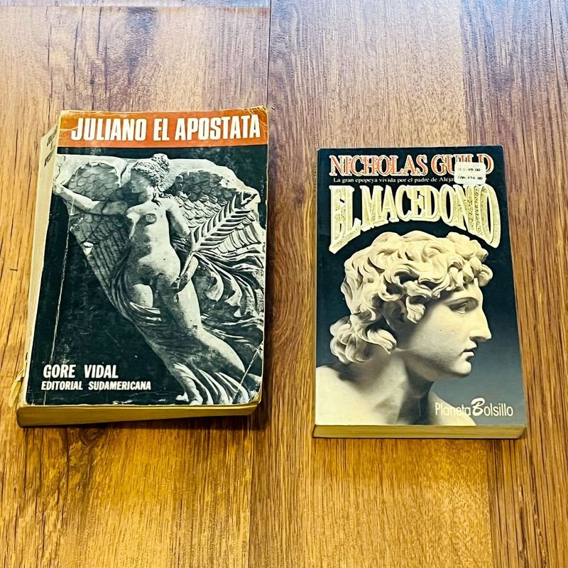 El Macedonio de Nicholas Guild y Juliano el Apóstata de Gore Vidal