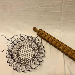 Cesta de Alambre y Palote Raviolero de Madera Vintage - imagen 3