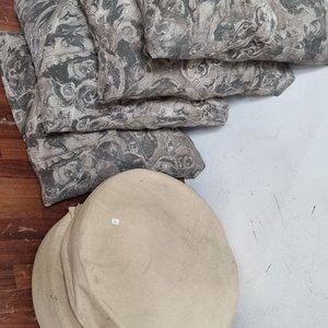 Lote de 6 Almohadones: Cuadrados Estampados y Redondos Lisos - imagen 3
