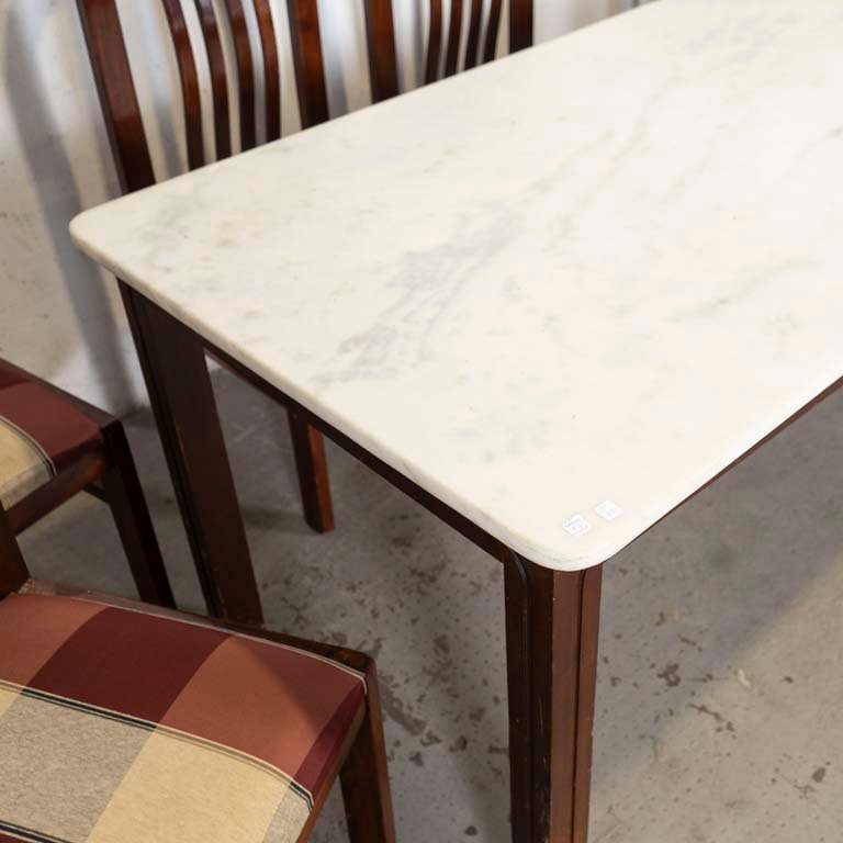 Item 2101978 - Image 2