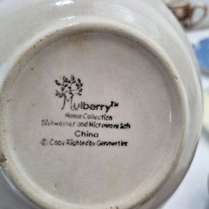 Lote de 21 Piezas de Vajilla Mulberry Home Collection: Tazas, Cuencos y Platos - imagen 4