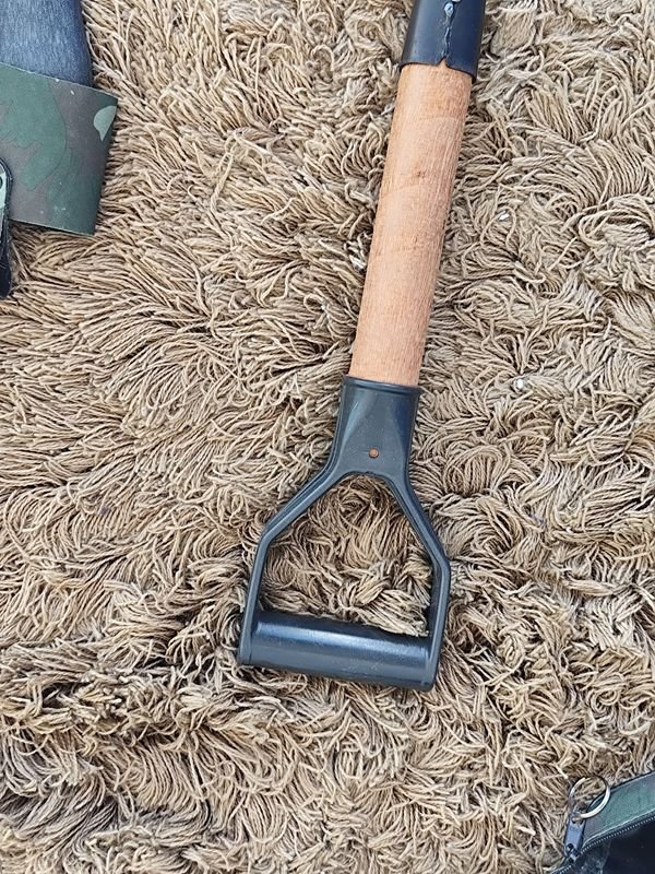 Kit de herramientas de campo con funda de camuflaje y cierre de cremallera - imagen 17