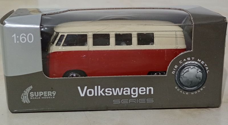 Lote siguiente: Colección de juguetes Volkswagen en venta