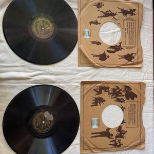 Lote de 2 Discos de Vinilo Antiguos "Victor" - imagen 2
