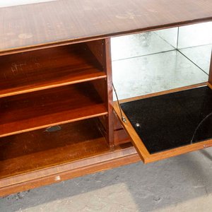Aparador Americano de Madera con Bar Espejado y Cajones - imagen 3