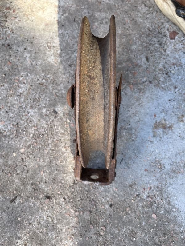 Item 884000 - Image 2