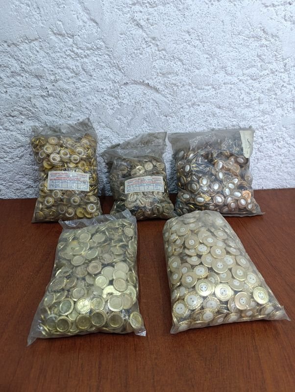 Lote anterior: Bolsas con monedas y etiquetas