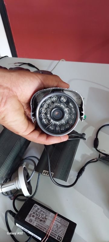 Lote de Cámaras de Seguridad en Excelente Estado - imagen 8