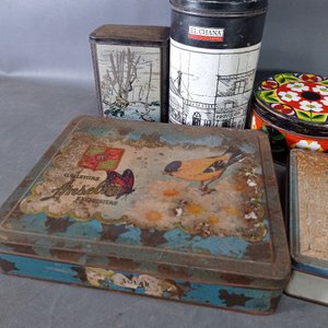 Lote de 6 latas antiguas y decorativas - imagen 4