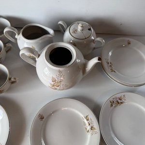 Juego de Té OLMOS Completo con Tazas, Platos y Lechera - imagen 5