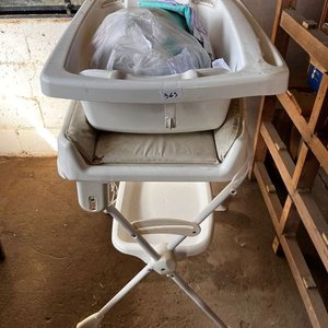 Lote anterior: Cambiador de Bebé con Bañera y Accesorios