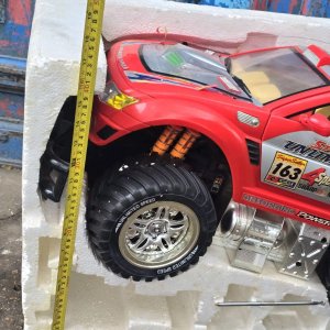 Camioneta a Radio Control Grande Roja "Sharpness" - imagen 3