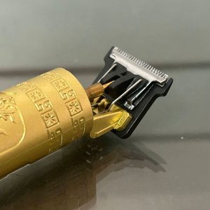 Cortadora de Cabello Profesional Inalámbrica Dorada Vintage T9 - imagen 4