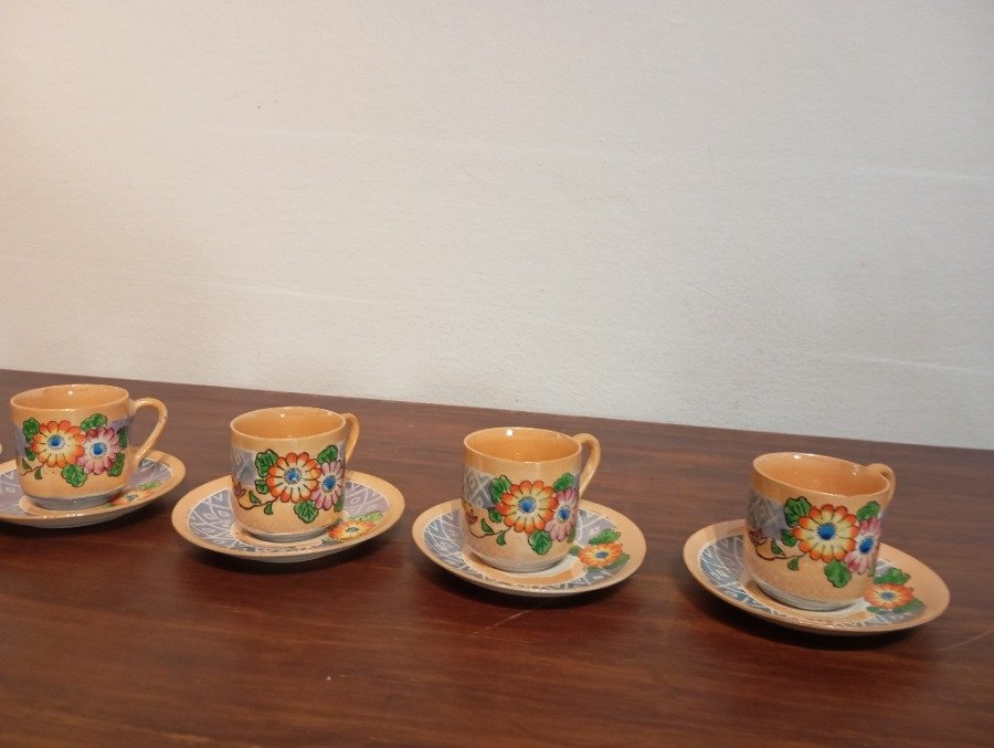 Platos y Tazas de Porcelana Japonesa Colorida - imagen 3