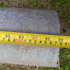 Dos Facmentos de Caño de fibrocemento de gran porte de Medidas Aprox. Largo Aprox. Por Tramo 140 cm y  165 cm  -  diámetro Aprox. 20 cm - imagen 3