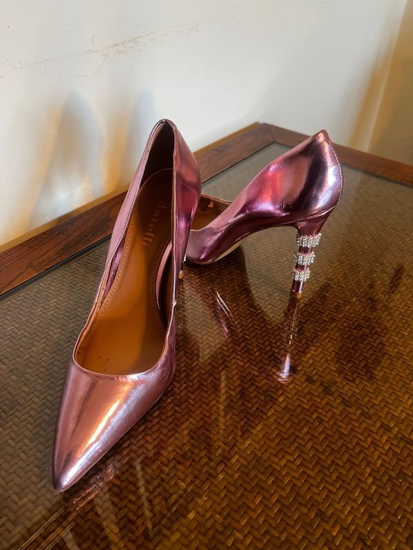 Zapatos Stiletto Rosa Metalizado con Cristales Swarovski Talle 37 - imagen 1
