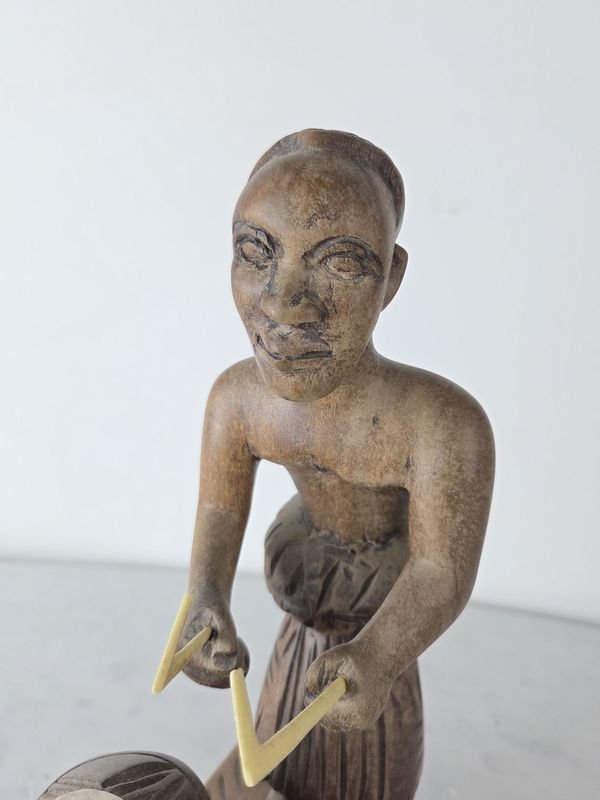 Escultura en madera dura africana - imagen 6