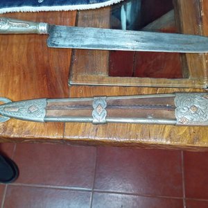 Cuchillo "Ginete" con Cabo y Vaina de Plata y Oro - 47 cm - imagen 2