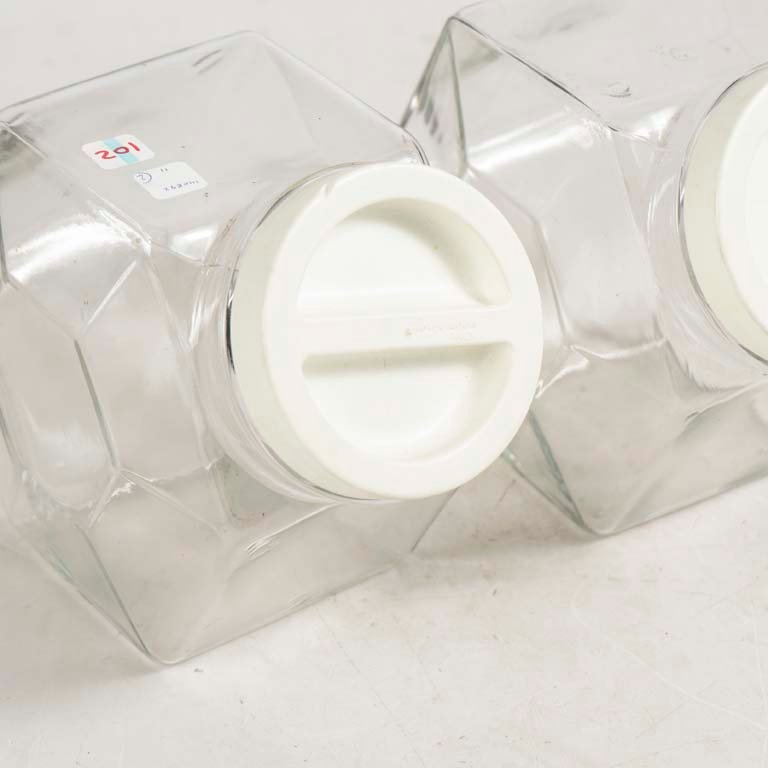 Contenedores de vidrio y plástico para almacenamiento - imagen 2