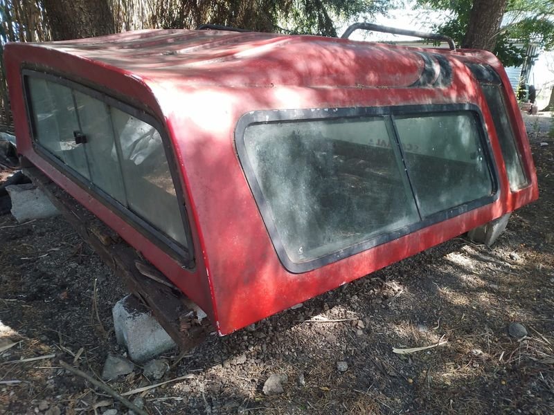 Cúpula para Camioneta Roja Cabral