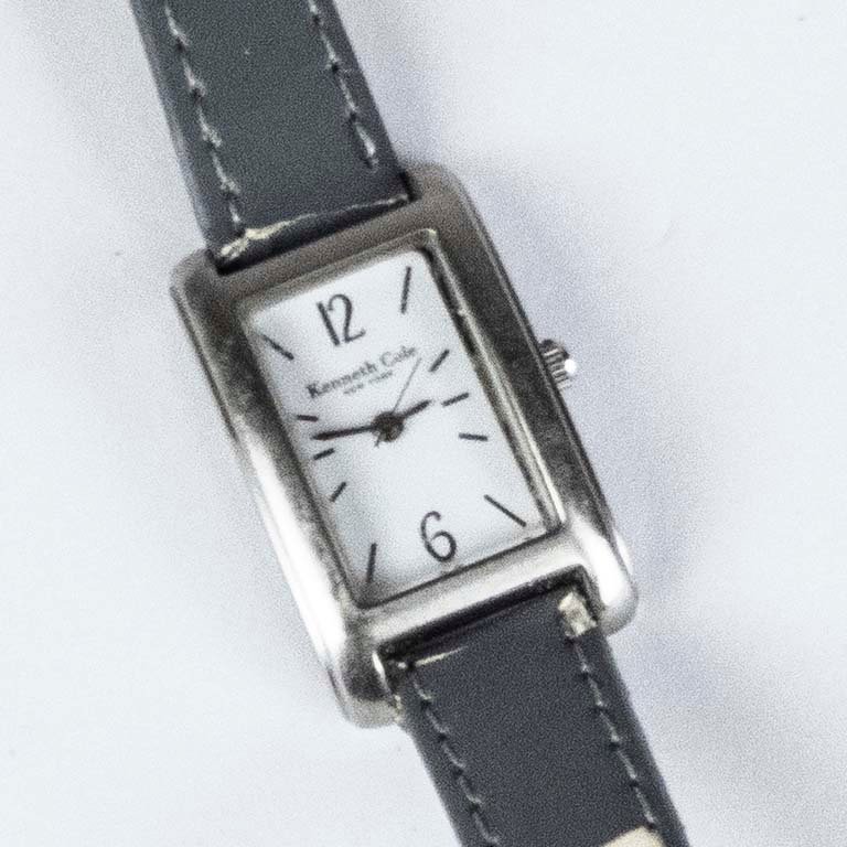 Lote siguiente: Reloj Kenneth Cole en buen estado